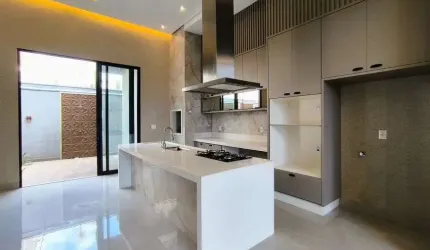 Casa nunca habitada - ótima localização no condominio