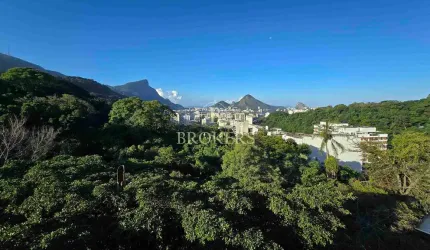 Apartamento à venda na Rua Osório Duque Estrada, Gávea! Varanda, salão, 3 quartos sendo 1 suíte, 1