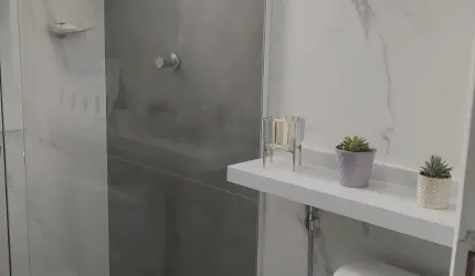 Encantador Sobrado com Espaço, Conforto e Localização Privilegiada no Bairro Nova Petrópolis!!