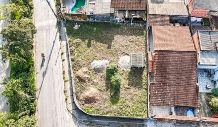 Lote Comercial  461m2 no Getuba, proximo Acesso da Tamoios R$ 297.000.00