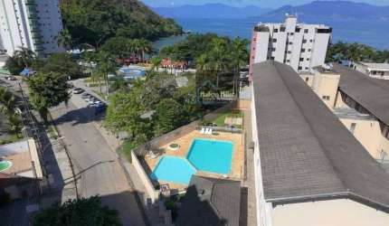 Apartamento á 50 metros da Prainha.