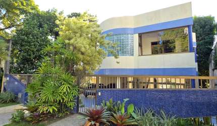 Casa à Venda – Condomínio QUINTAS DO CANDEAL - HORTO FLORESTAL | 583m² Construídos | 636m² de Terreno | 4 Suítes + Gabinete + Espaço Multiuso no Subsolo com Piscina e área pra eventos | Nascente