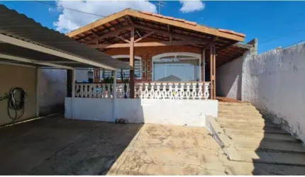 Casa com 3 dormitórios à venda, 160 m² por R$ 820.000,00 - Vila Bressani - Paulínia/SP