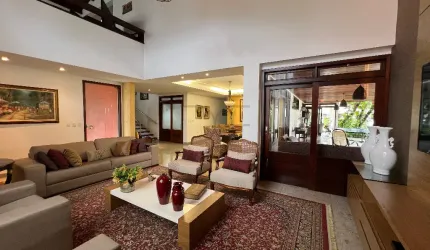 Casa a venda no Condomínio Green Village com 4 suítes em Natal - RN