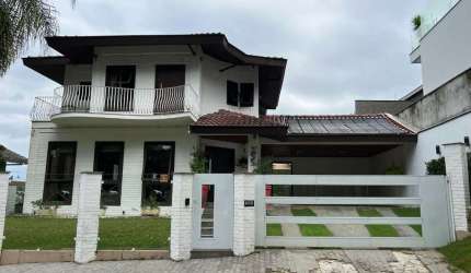 Casa com 3 quartos à venda no Centro, Pomerode  por R$ 1.250.000