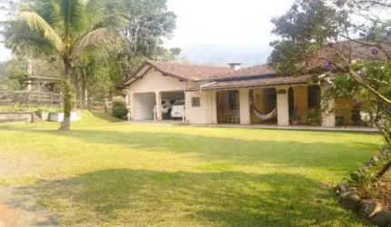 Chácara / sítio com 4 quartos à venda no Itoupava Central, Blumenau  por R$ 2.500.000