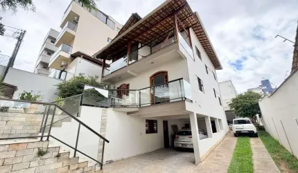 Casa para Venda em Belo Horizonte, Serrano, 4 dormitórios, 3 banheiros, 5 vagas