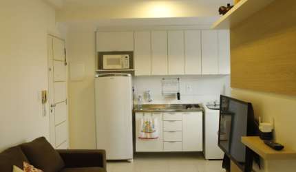 Apto NOVO, 30m2, andar alto, 2 vagas cobertas