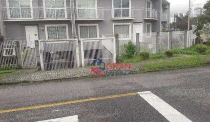 Sobrado á venda no Mossunguê