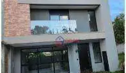Sobrado com 3 dormitórios à venda no Pilarzinho