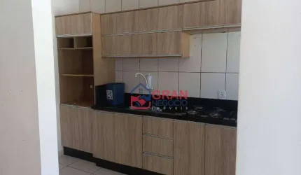 Apartamento com armários- Araucária