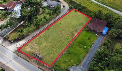 Terreno Estratégico em Pomerode: Testada Ampla, Murado e com Excelente Aproveitamento!