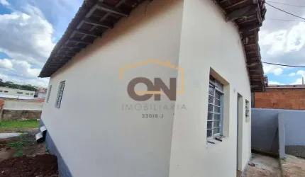 Casa à Venda no Azulville