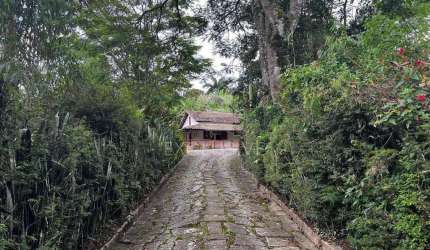 CASA TIPO SÍTIO COM 3 DORMITÓRIOS R$1.600.000 - DUAS PEDRAS - NOVA FRIBURGO
