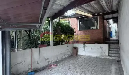 Casa Térrea, 180 m² por R$ 4.000,00