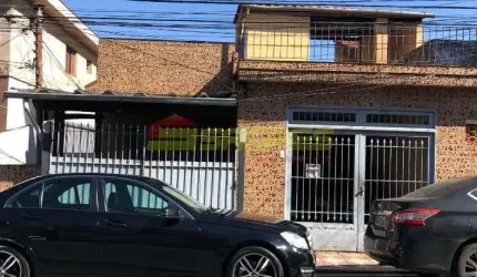 Casa à Venda com aproximadamente 400 m² para rendimento na Vila Leonor- Por R$ 1.200.000,00