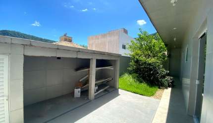 Linda casa no bairro da Barra em BC