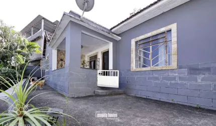 Casa para Venda em Barra Mansa / RJ no bairro Vila Orlandélia