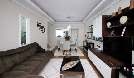 Casa para Venda em Volta Redonda / RJ no bairro Jardim Belvedere
