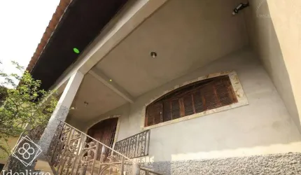 Casa para Venda em Barra Mansa / RJ no bairro Ano Bom