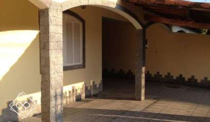 Casa para Venda em Volta Redonda / RJ no bairro São Luís