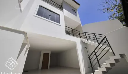 Casa para Venda em Volta Redonda / RJ no bairro Jardim Belvedere