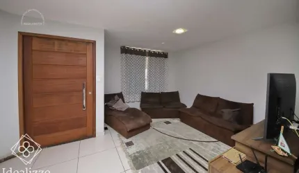 Casa para Venda em Volta Redonda / RJ no bairro Roma