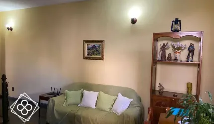 Casa para Venda em Volta Redonda / RJ no bairro Jardim Amália