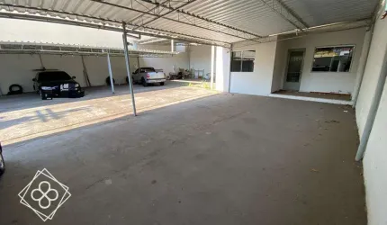 Comercial para Venda em Volta Redonda / RJ no bairro Aterrado