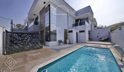 Casa para Venda em Volta Redonda / RJ no bairro Jardim Belvedere