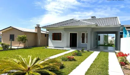 Casa nova com frente asfaltada