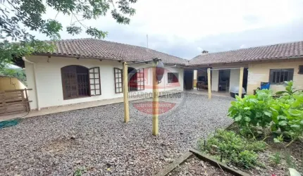 Casa com 4 quartos à venda no Itoupava Central, Blumenau  por R$ 465.000