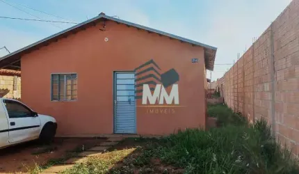 Casa com 2 dormitórios à venda por R$ 110.000,00 - Parque dos Girassóis - Uberaba/MG
