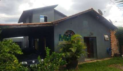 Casa com 2 dormitórios à venda, 158 m² por R$ 350.000,00 - Jardim Belo Horizonte - Uberaba/MG