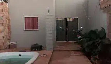 Casa com 2 quartos à venda no Parque das Laranjeiras II, Uberaba , 250 m2 por R$ 270.000