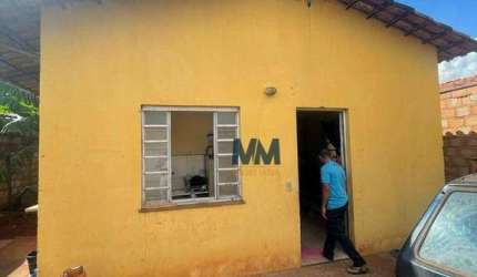 Casa com 2 dormitórios à venda, 43 m² por R$ 120.000 - Jardim Espanha - Uberaba/MG