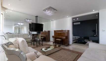 Apartamento tipo para venda com 4 quartos, sendo 3 suítes, 260m²