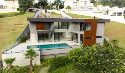 Casa no condomínio Residencial Campos do Conde, Alphaville para venda com 4 quartos, sendo 4 suítes, 650m²