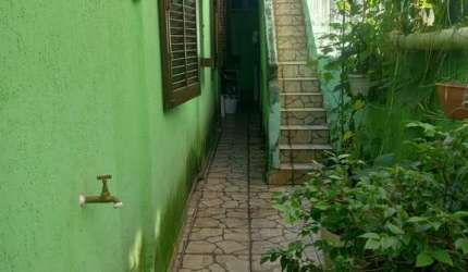 Casa no condomínio Condominio Leonora II para venda com 2 quartos, sendo 1 suíte, 110m²
