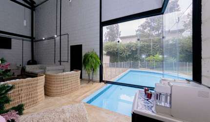 Casa no condomínio Condomínio Granja Caiapiá para venda com 2 quartos, sendo 2 suítes, 401m²