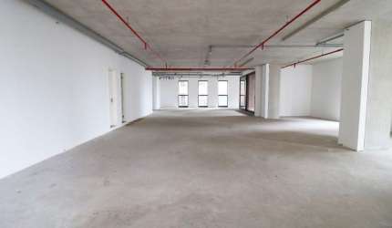 Conjunto comercial para locação, 437.02m²