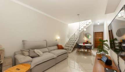 Casa tipo para venda com 3 quartos, sendo 1 suíte, 115m²