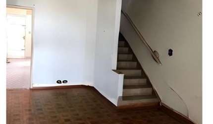 Casa tipo para venda com 2 quartos, 141m²