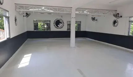 Loja de rua para venda, 238m²