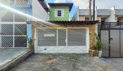 Sobrado para venda com 4 quartos, sendo 2 suítes, 150m²