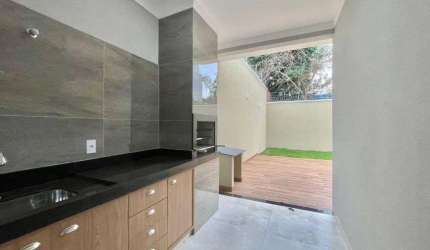 Casa à venda com armários embutidos, churrasqueira, quintal 3 quartos em Rio Verde - GO