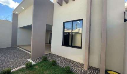 Casa para venda com com 3 suítes com armarios no Agreste em Rio Verde Go