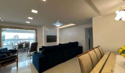 Cobertura à Venda com 3 quartos, 220m²