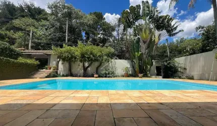 Casa com 4 quartos para alugar- Condomínio Estância Marambaia - Vinhedo/SP