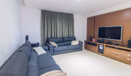 CASA LINDA NO IPIRANGA